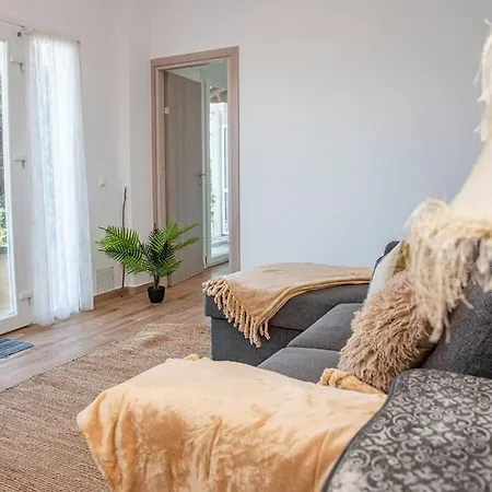 Boukari Blu Boukari *